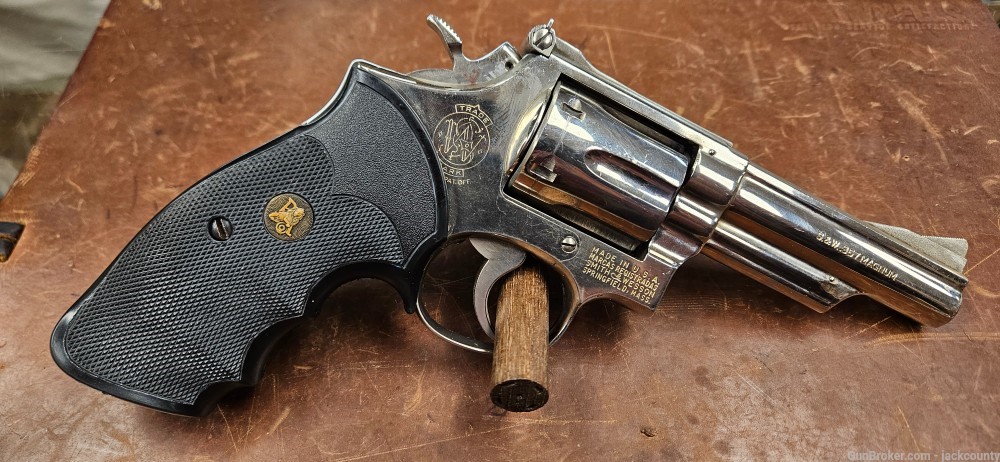 Smith & Wesson 19-2, .357 Magnum-img-1