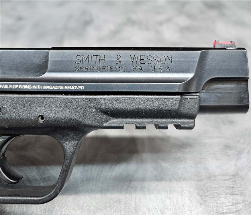 Smith & Wesson M&P9 Pro 9mm Semi-auto Pistol W/Box & 2 Mags-img-5