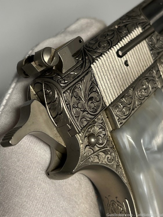 RENAISSANCE! Browning Hi-Power 1972 - Hand Engraved - Limited Edition-img-6