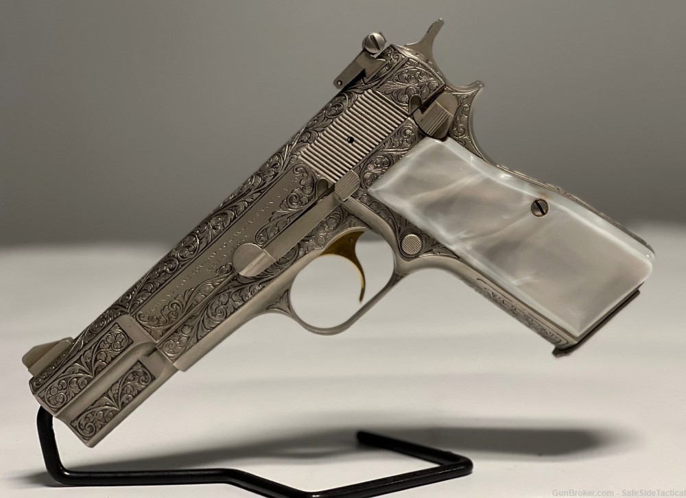 RENAISSANCE! Browning Hi-Power 1972 - Hand Engraved - Limited Edition-img-1