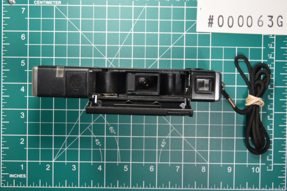 Minolta AutoPak 450E film 110 Used camera, item #000063G-img-1