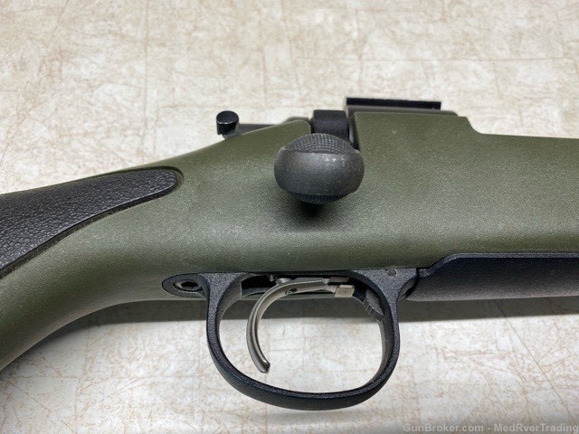Remington 700 VTR .22-250 - Excellent Condition-img-5