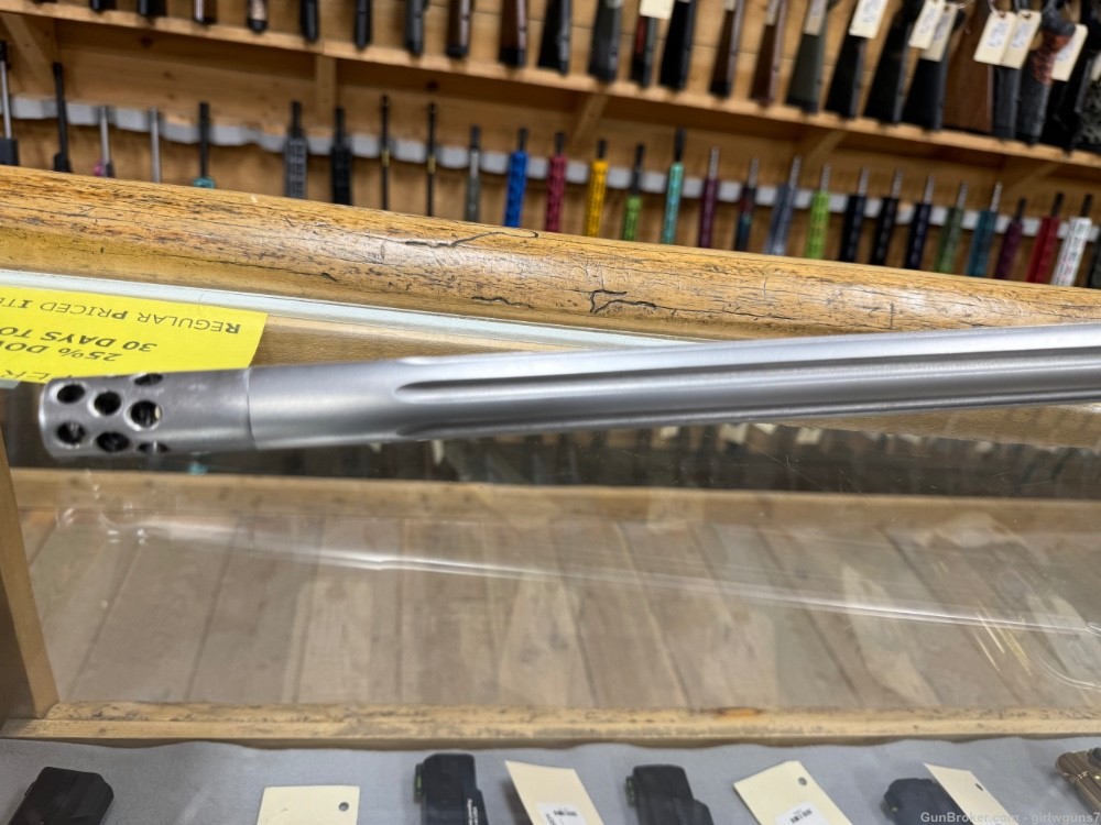 Ruger No 1 30-06 25” heavy fluted barrel w/Scope-img-12