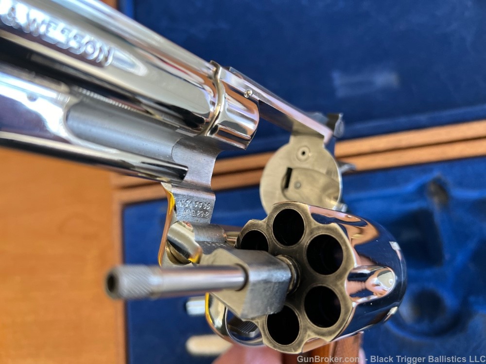 Smith and Wesson model 29-2 Nickel plated PRE LOCK No/Reserve-img-15