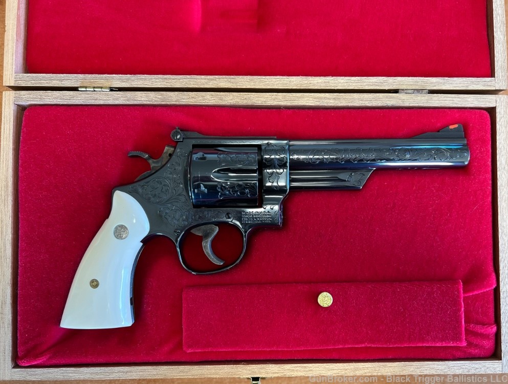Smith and Wesson 29-2 blued engraved PRE LOCK 44 mag No/Reserve-img-0