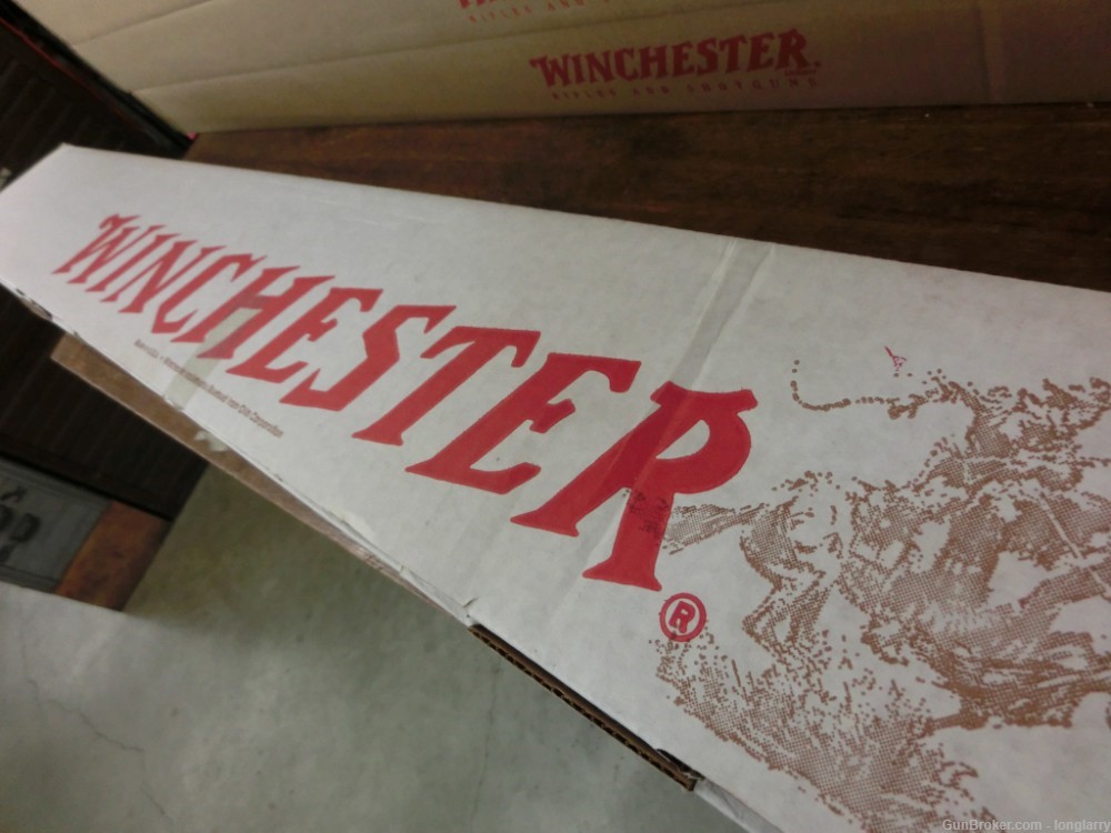 Winchester Model 70 Featherweight-300 Win Mag-img-1
