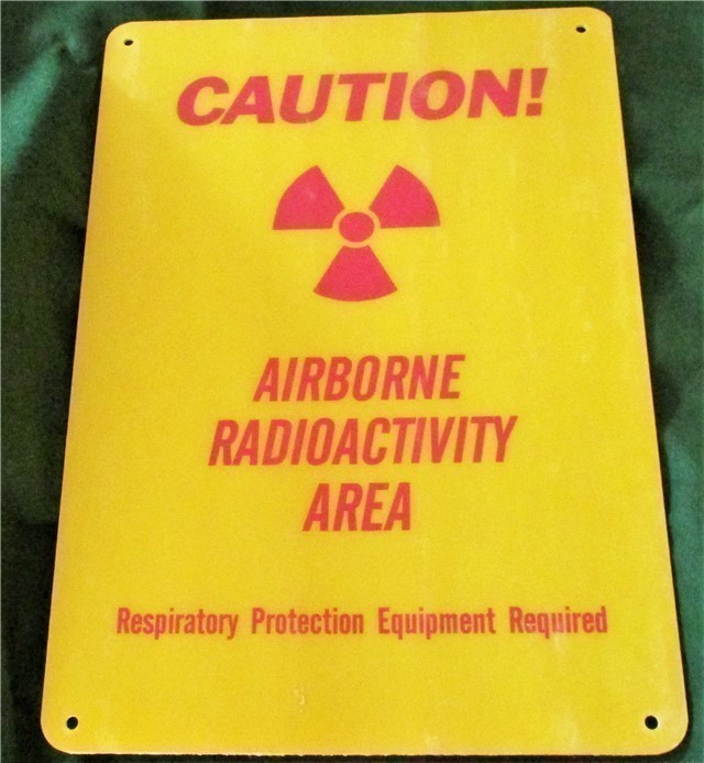Original U.S. government issue radiation sign-img-3