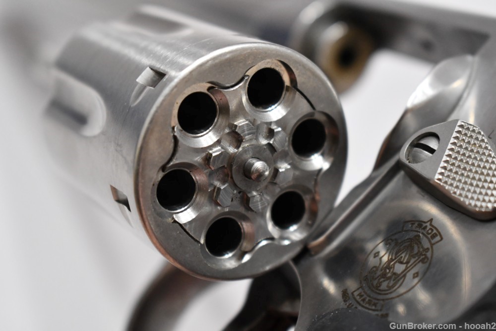 Smith & Wesson S&W Model 647 Revolver 17 HMR W Case 2003 READ-img-37