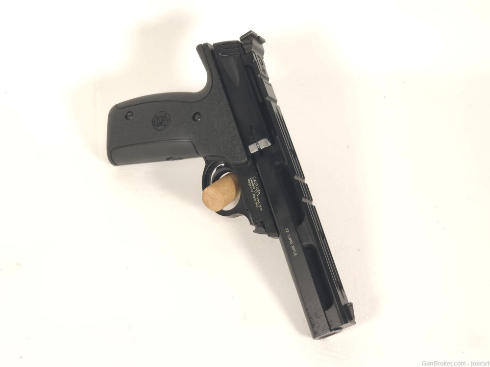 Used Smith and Wesson 22A pistol-img-3