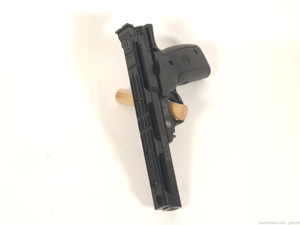 Used Smith and Wesson 22A pistol-img-2