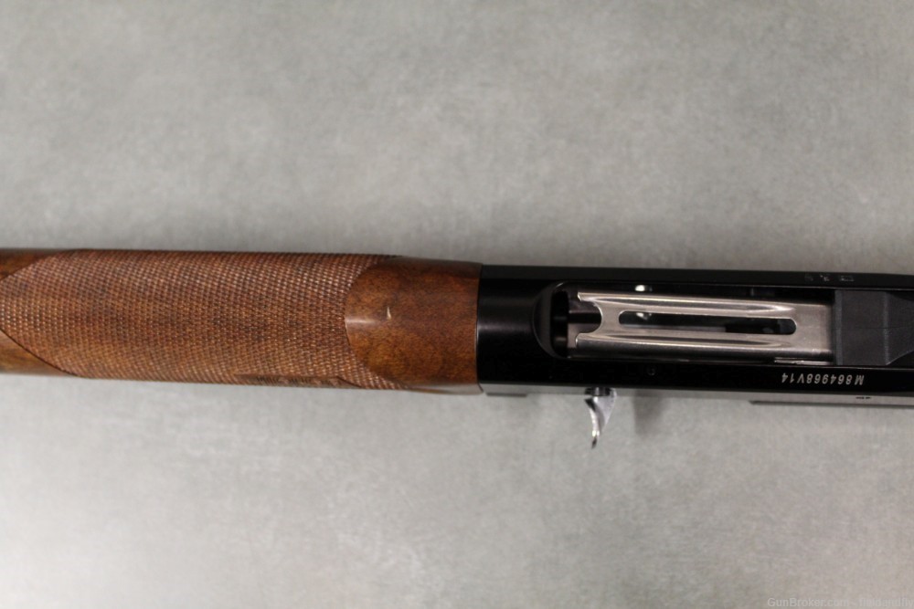 Benelli Ultra Light 12-gauge, 2 3/4 or 3 inch, 26-inch barrel, Excellent-img-39