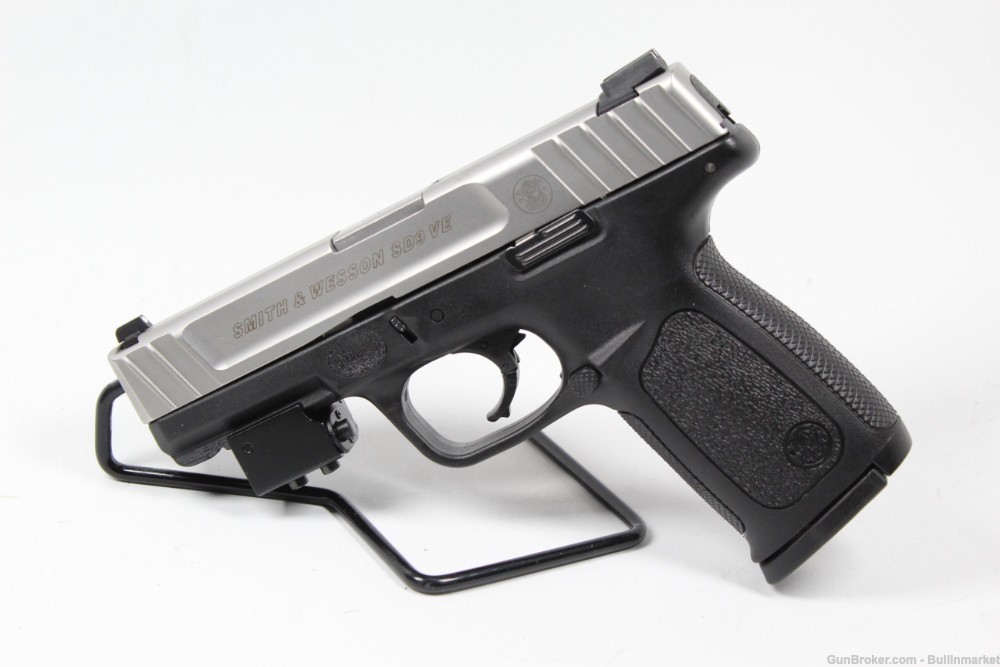 Smith and Wesson S&W SD9 VE Compact 9mm Pistol-img-0
