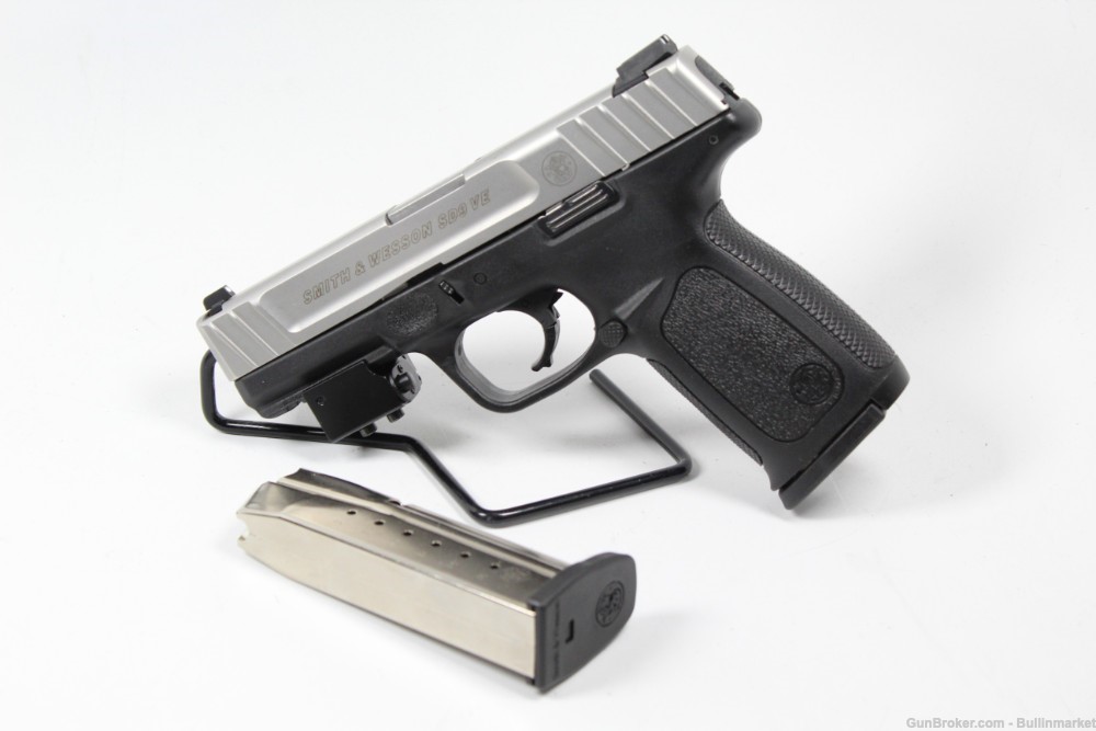 Smith and Wesson S&W SD9 VE Compact 9mm Pistol-img-24