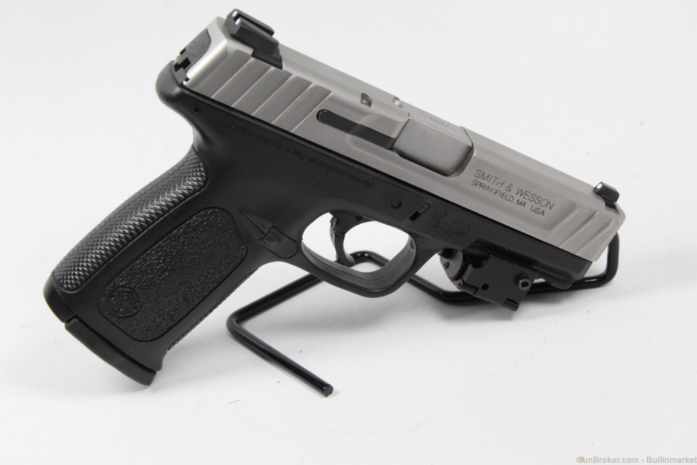 Smith and Wesson S&W SD9 VE Compact 9mm Pistol-img-10