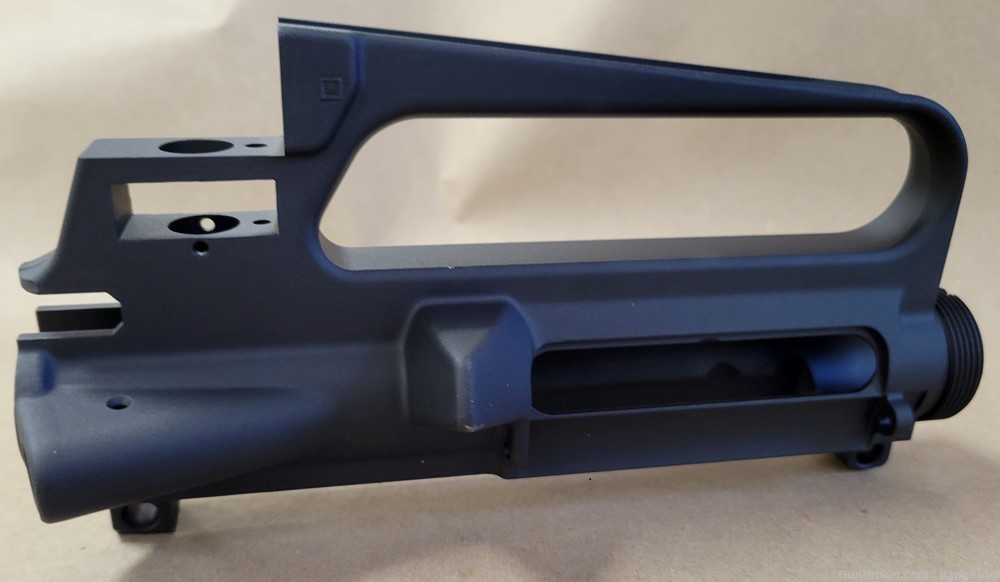 A2 Upper Receiver Fixed Carry Handle AR 15 M16 New Retro-img-0