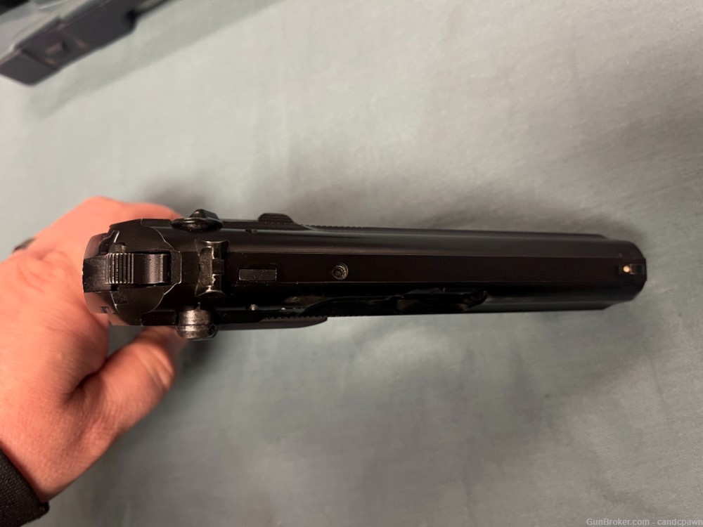 Beretta 8000 Cougar F 9mm Pistol w Factory Case, 2 Mags-img-7