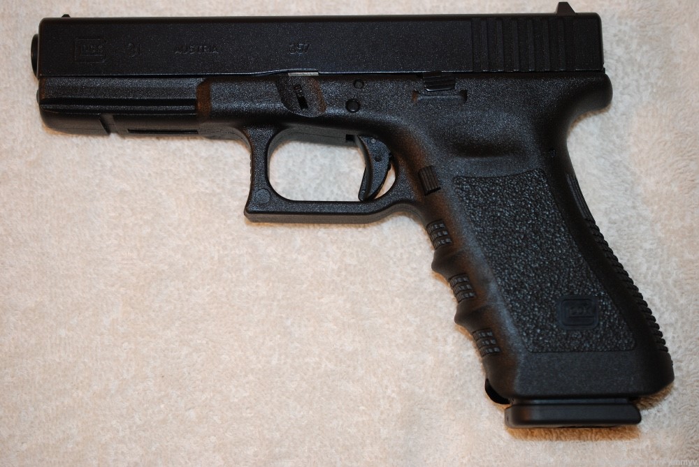 Glock 31 357 Sig with ammo-img-5