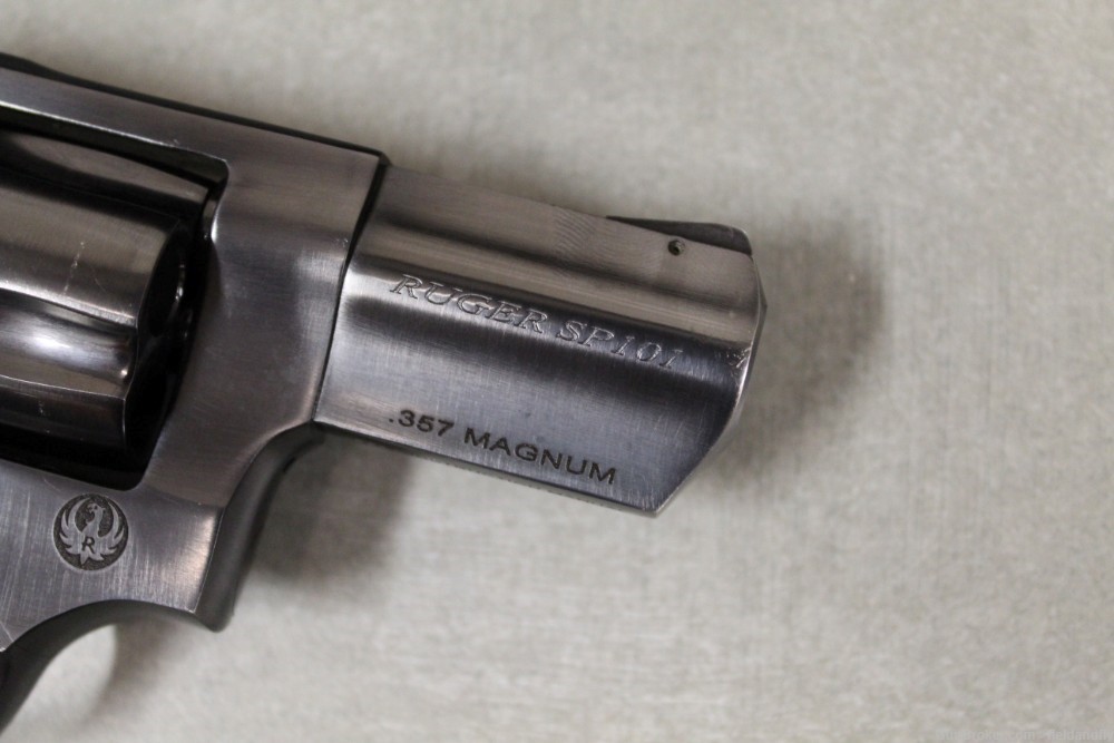 Ruger SP101 357 Magnum, blued, 5 round, Holster, Excellent Condition-img-15