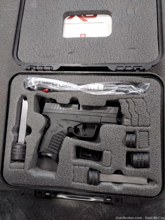 SpringField Armory XDS 9mm with case and 3 mags-img-0