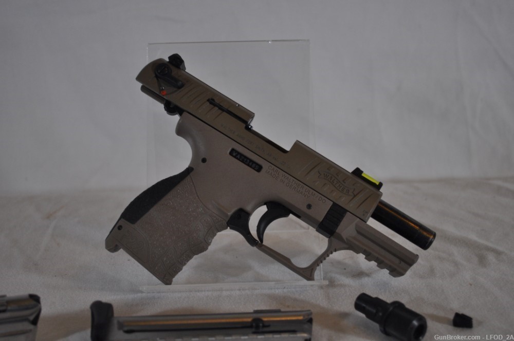 Walther P22 - EUC - 2 Magazines-img-6