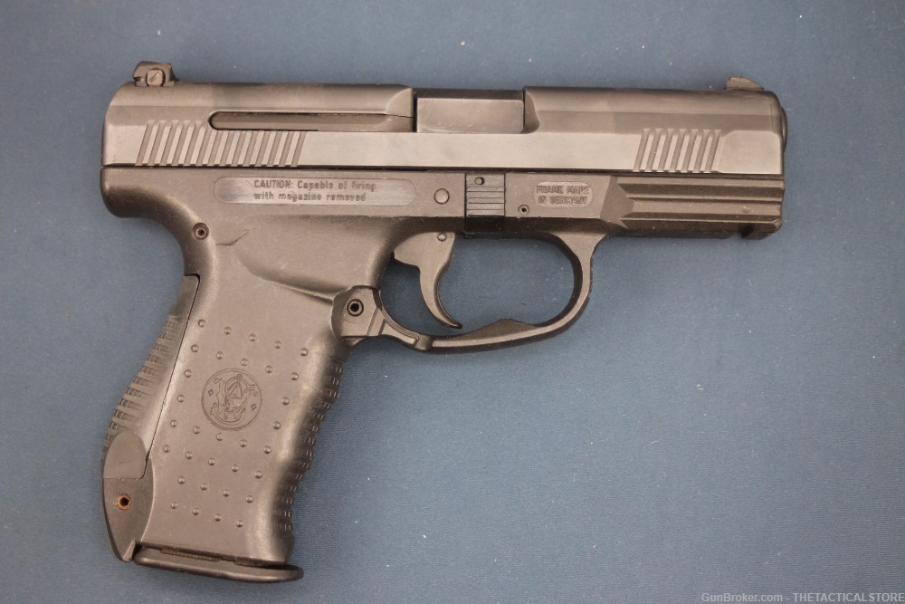 S&W Smith & Wesson Model SW99 99 Walther P99 9mm 9x19-img-0