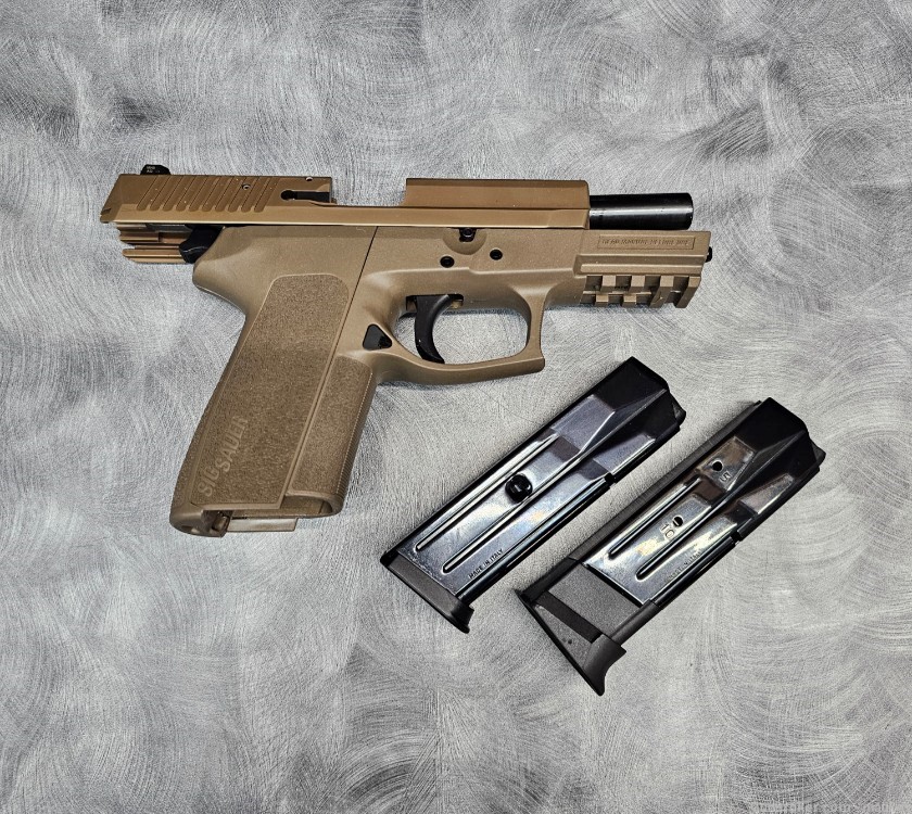 Sig Sauer Model SP2022 9mm Semi-auto Pistol W/Box & 2 Mags NICE -img-24