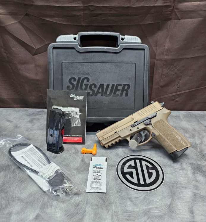 Sig Sauer Model SP2022 9mm Semi-auto Pistol W/Box & 2 Mags NICE -img-0