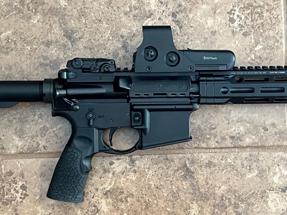 Daniel Defense AR15 DDM4 V7 LW, 5.56 NATO, EOtech Sights, Custom Trigger-img-5