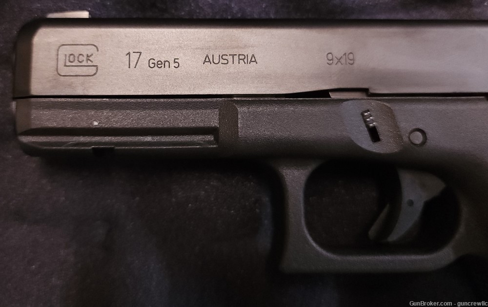 Glock G17 Gen5 G-17 Gen 5 9mm Luger Black 4.49" Layaway Available-img-7