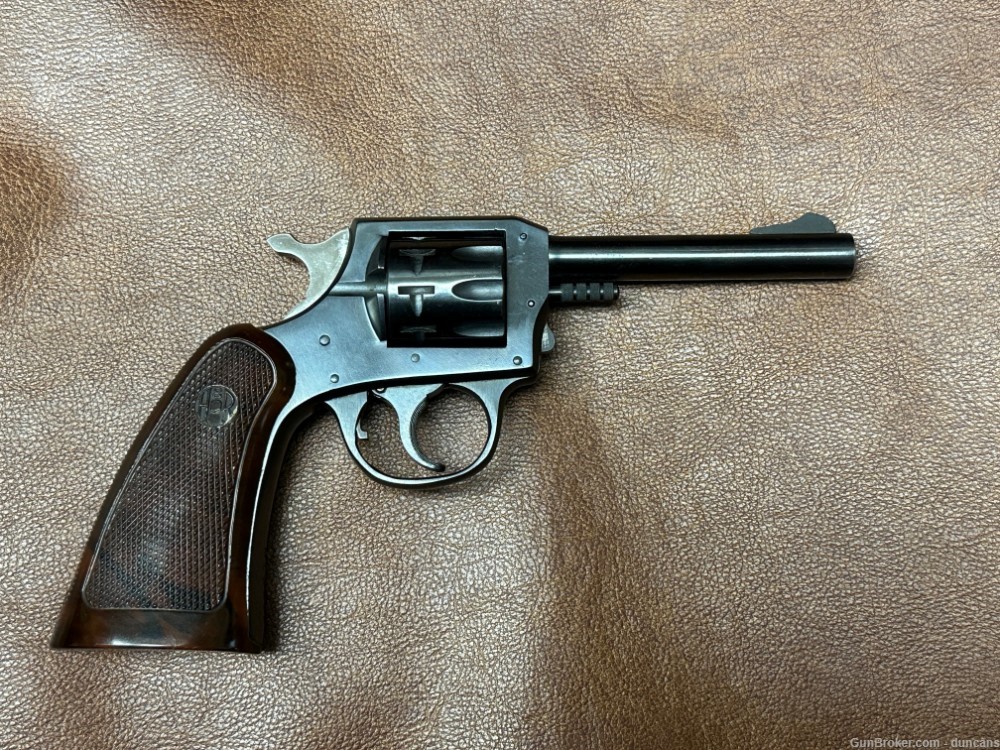 Harrington and Richardson 922 22 lr Revolver-img-5