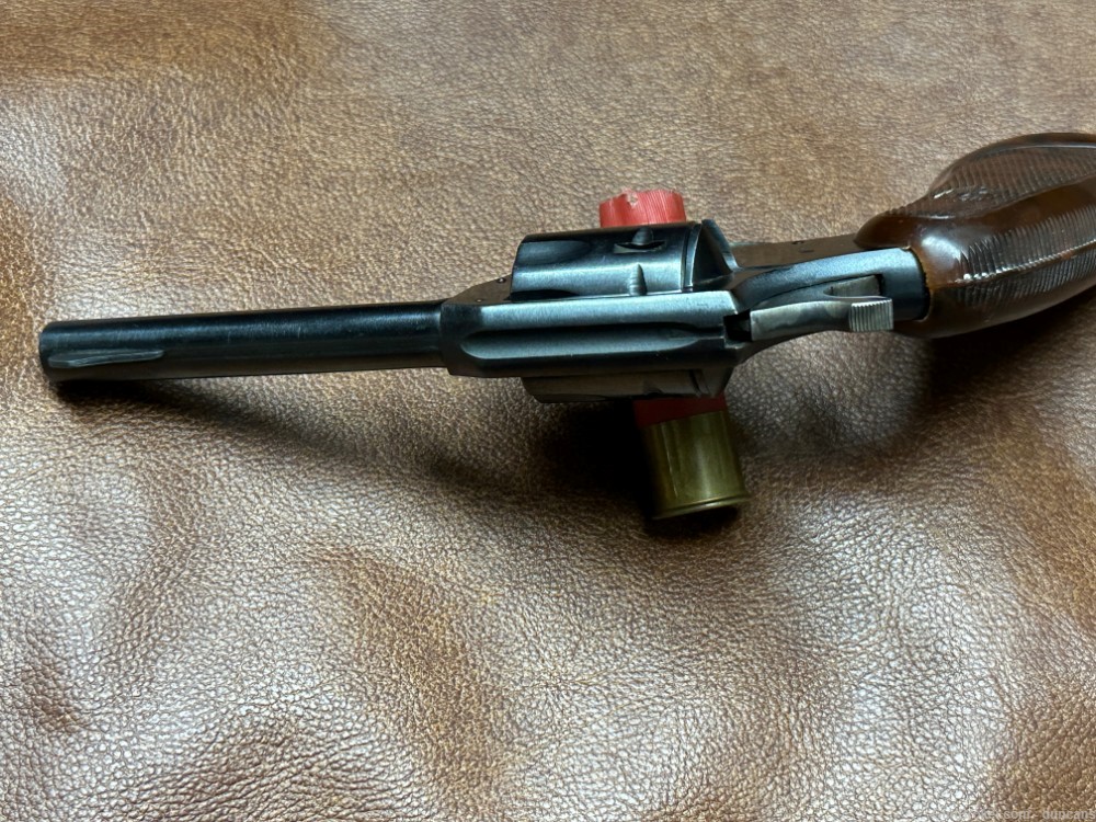 Harrington and Richardson 922 22 lr Revolver-img-1
