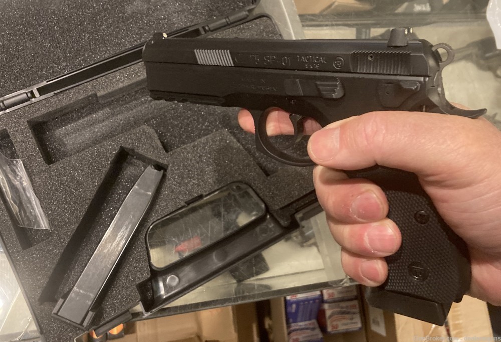  CZ 75 SP-01 Tactical 9mm excellent (no card fees added)-img-2