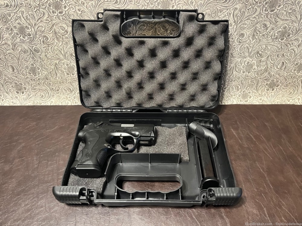 Beretta PX4 Sub Compact + Box and Two Mags -img-7