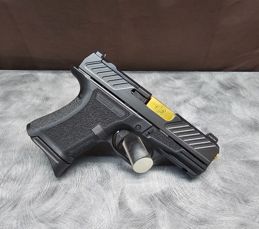 Shadow CR920 9mm Semi-auto Pistol W/3 Mags & Carry Bag-img-4