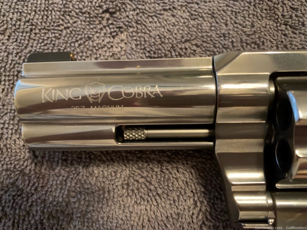 Colt King Cobra NEW.    .357 mag Mirror Polish -img-1