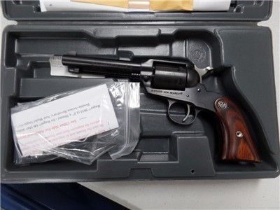 Excellent condition Ruger Bearcat 2007 In orignal box and all paperwork