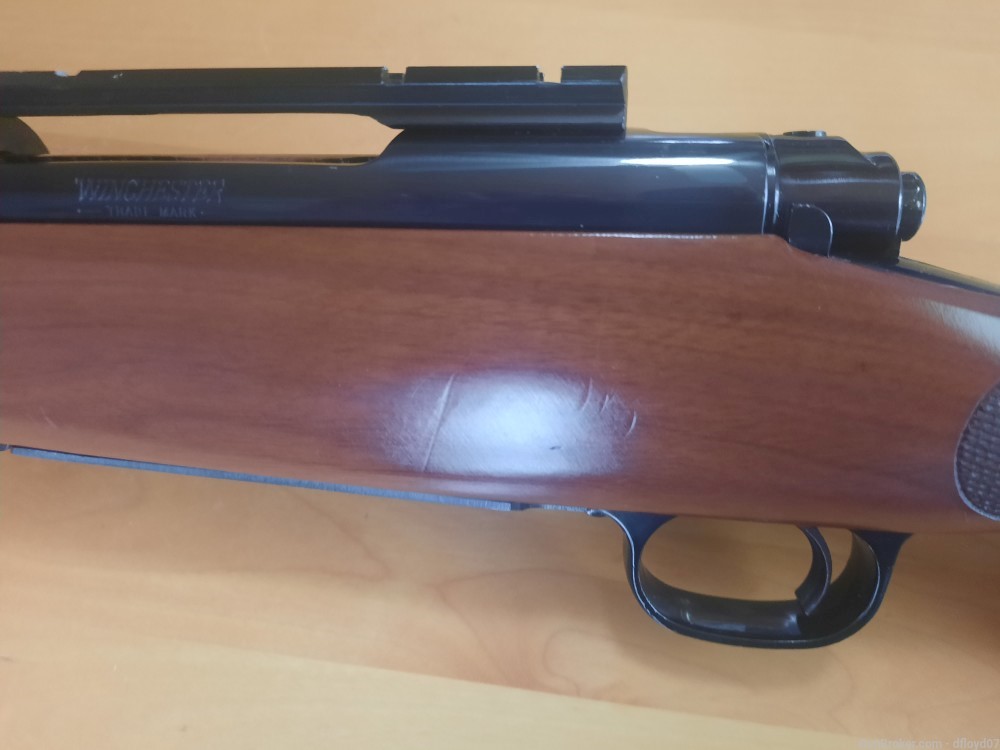 Winchester Model 70 Featherweight -img-1