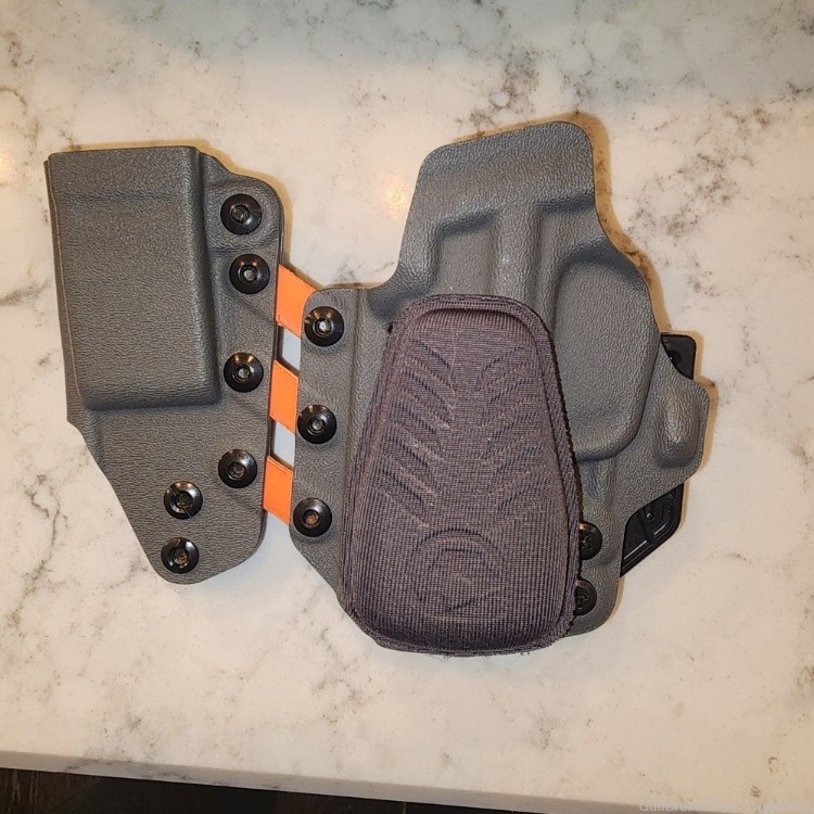 Sig Sauer P365 3.1" Nitron Black X-Ray3 with 3 Holsters-img-15