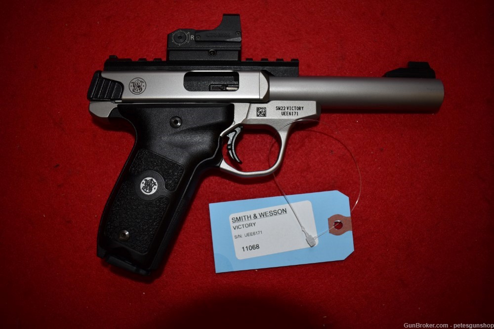 Smith & Wesson Victory Target Pistol .22 LR, W/ Red Dot W/ Box Penny START!-img-3