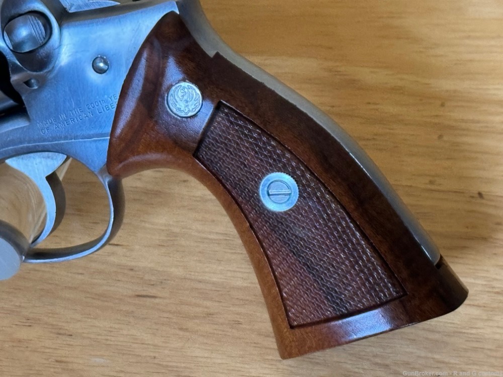 1976 Ruger Security Six stainless 357 200th year-img-1