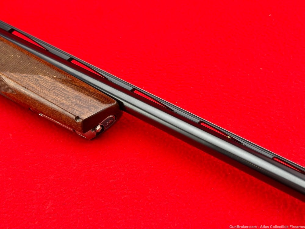 2010 Browning MAXUS 12GA Semi Auto Shotgun 28" - Factory Engraved & 2-TONE-img-14