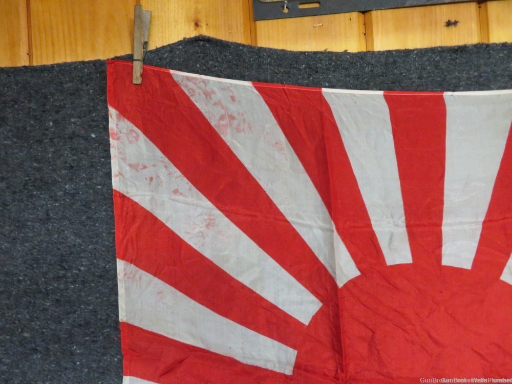 JAPANESE WWII NAVY RISING SUN SILK FLAG ORIGINAL PRE-1945 (RARE)-img-2