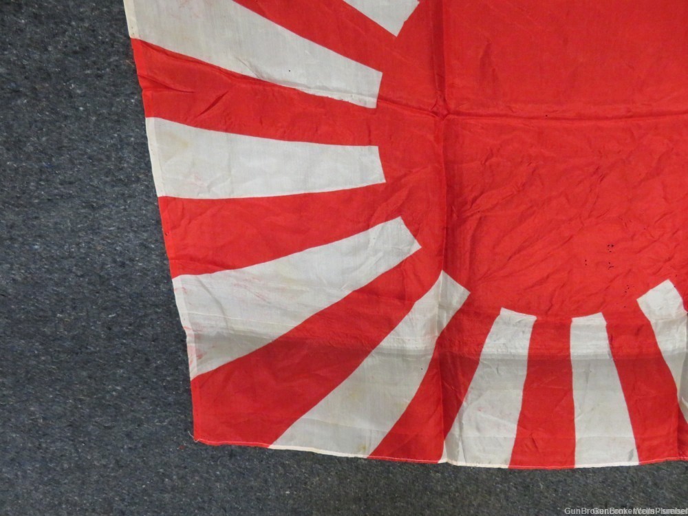 JAPANESE WWII NAVY RISING SUN SILK FLAG ORIGINAL PRE-1945 (RARE)-img-3