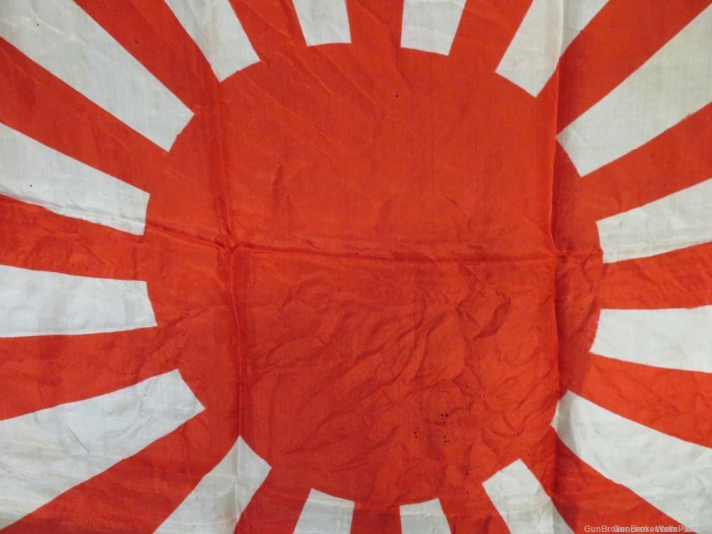 JAPANESE WWII NAVY RISING SUN SILK FLAG ORIGINAL PRE-1945 (RARE)-img-1