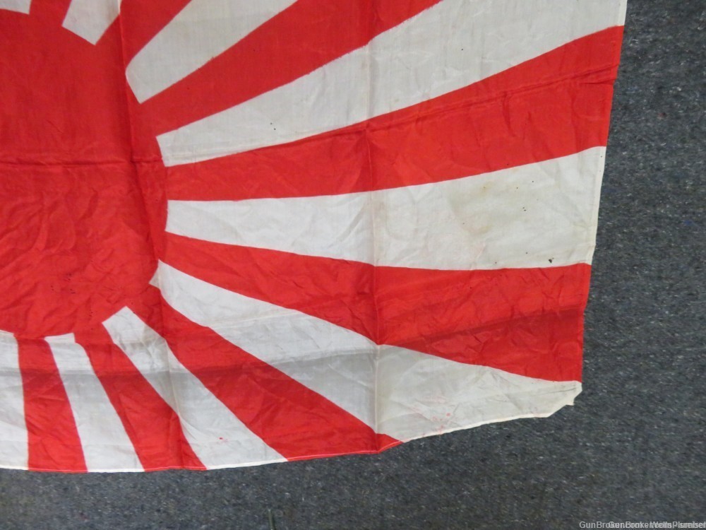 JAPANESE WWII NAVY RISING SUN SILK FLAG ORIGINAL PRE-1945 (RARE)-img-4