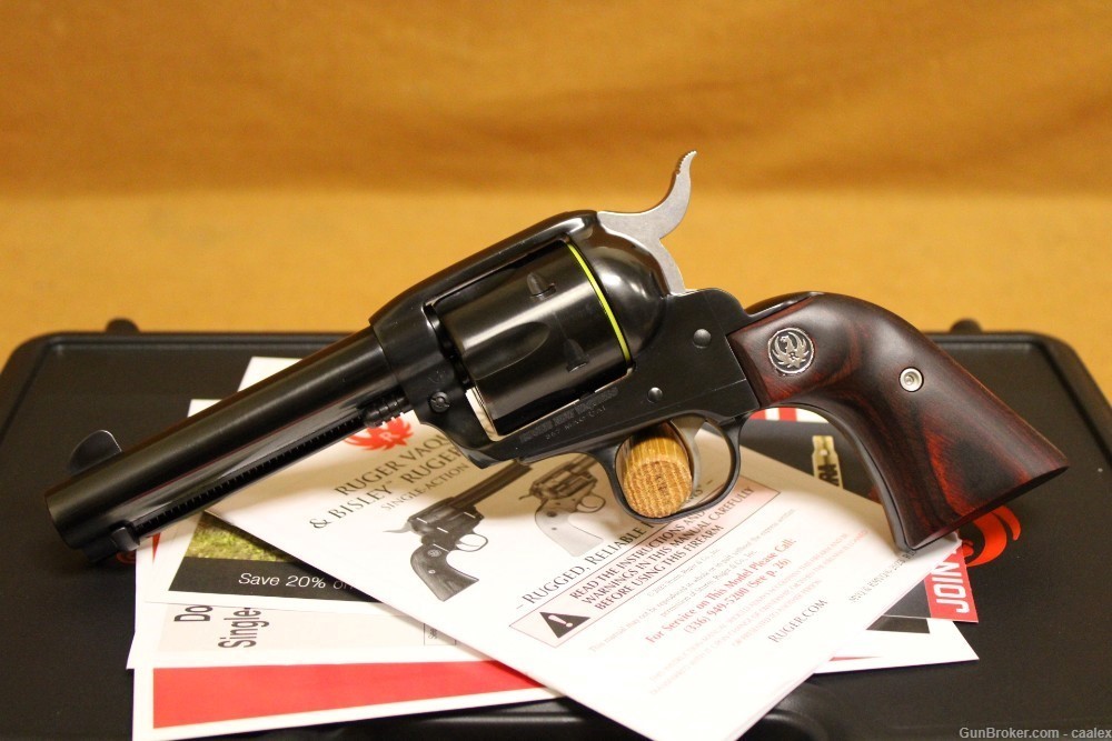 NEW Ruger Vaquero (357 Magnum, 4.62", 6rd, Blued/Black) 5107-img-1