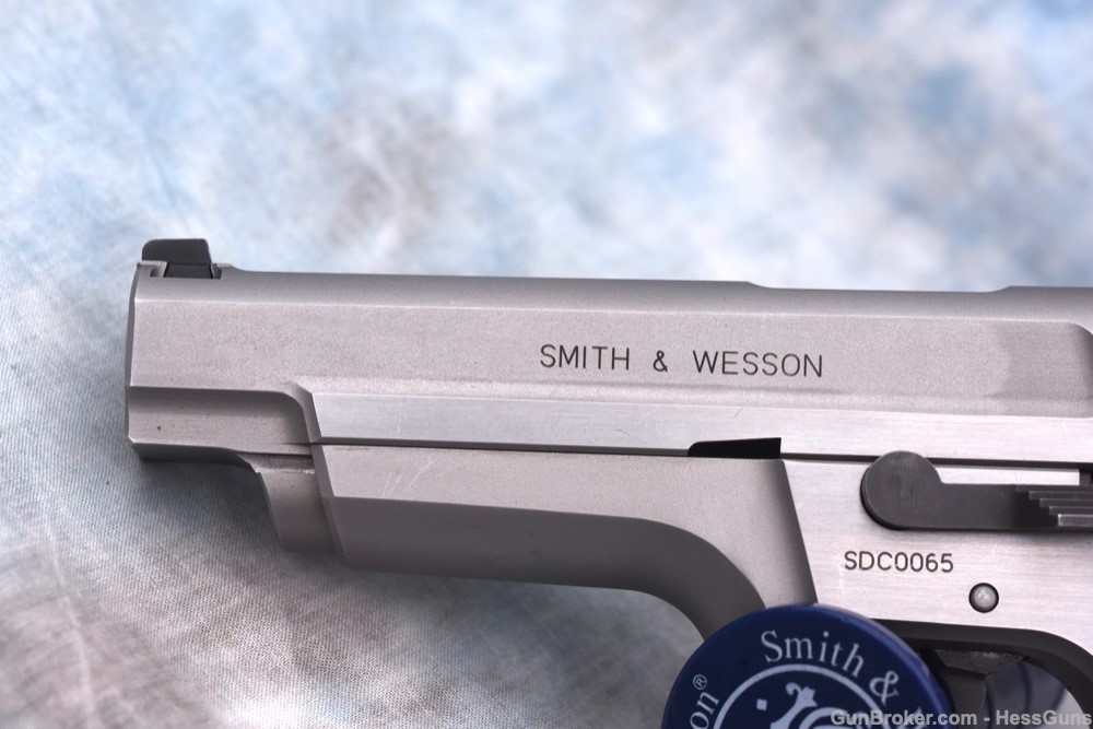 RARE Smith & Wesson SD40 PC 40S&W-img-6
