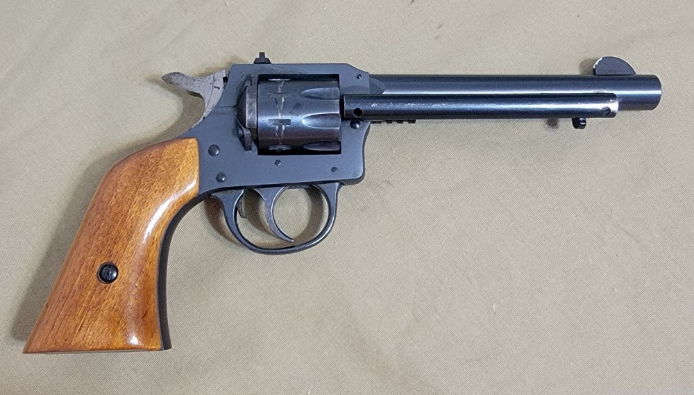 H&R Model 949 Nine Shot Revolver Year 1978 -img-6
