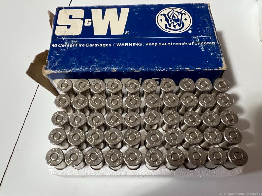 FULL BOX 38 SPL. IN A BLUE SMITH AND WESSON BOX 158 GR-img-1