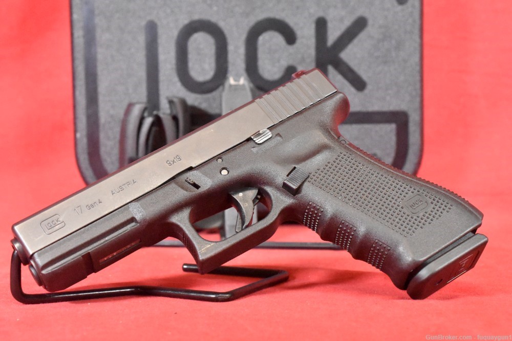 Glock 17 Gen4 9mm 17+1 Tritium Sights-img-1